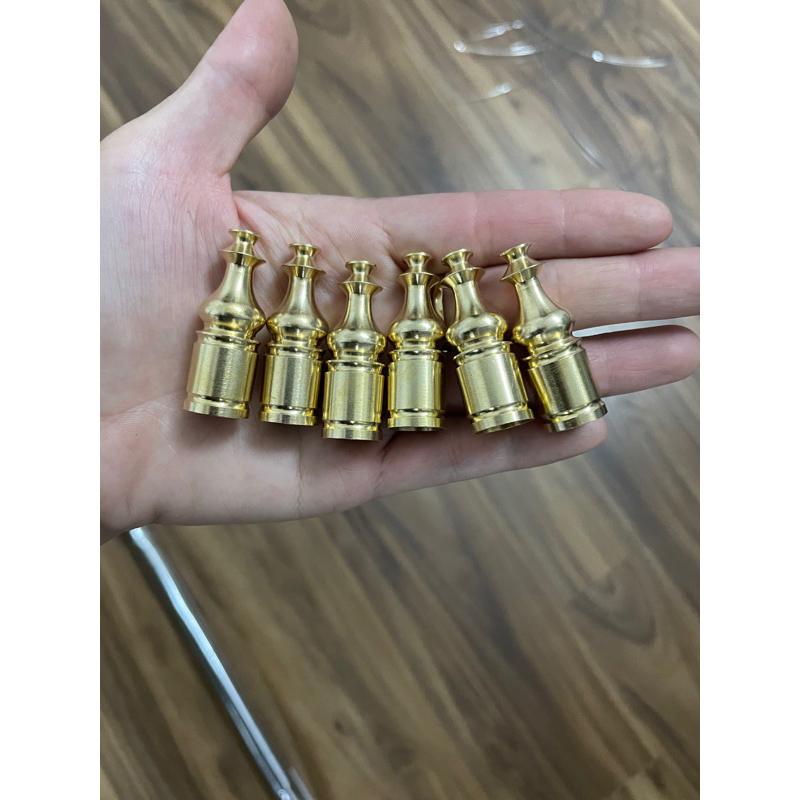 Ti đồng làm móc