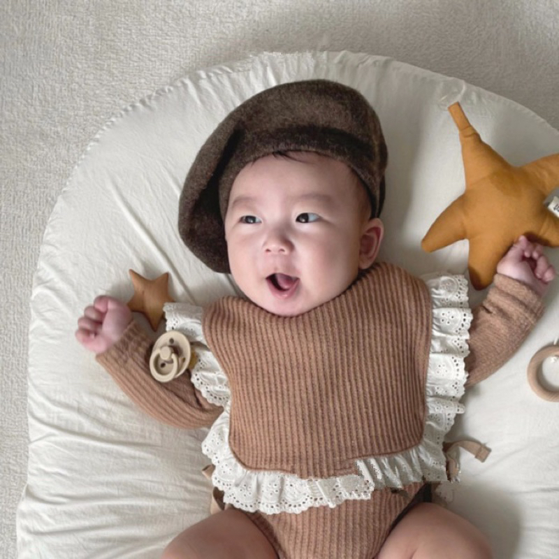 Yếm cổ viền ren THÊU TÊN cho bé iu