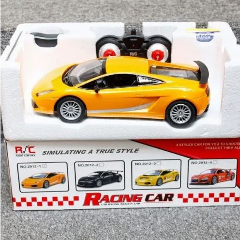 Xe ô tô điều khiển từ xa tỉ lệ 1:18 pin sạc G2020R