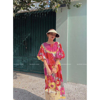 đầm hoa rực rỡ