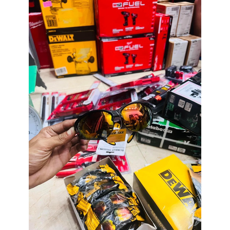 Kính Trắng DEWALT Nhập USA🇺🇸