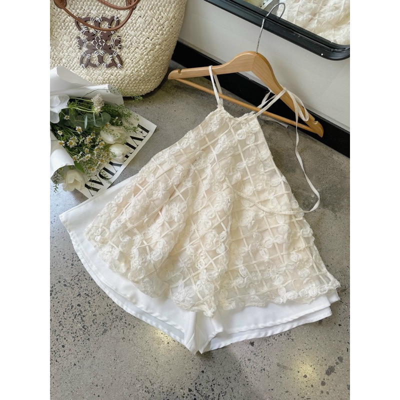 Set áo yếm nude hoa nổi + quần trắng - Chitchitstore