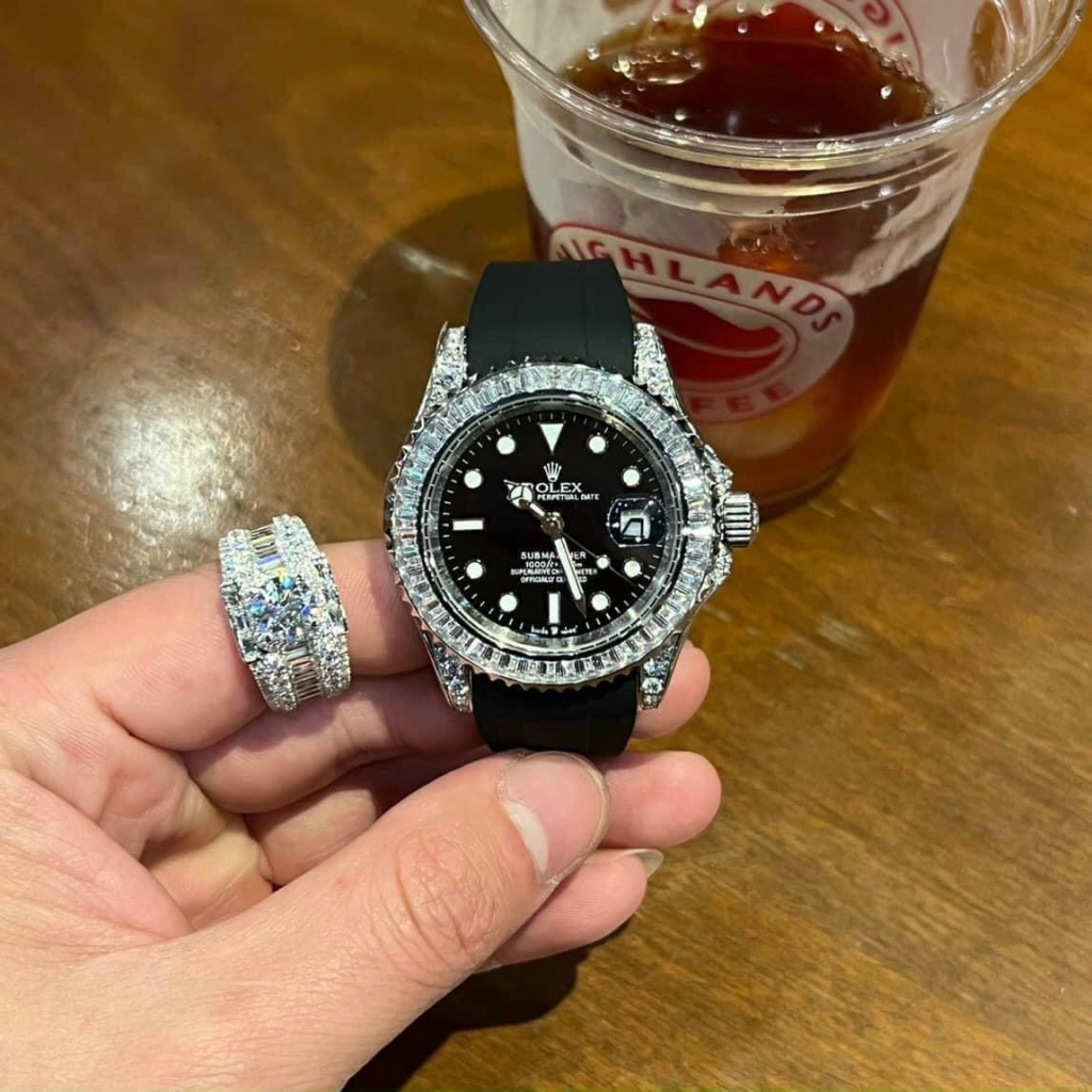 Đồng hồ Nam Rolex dây cao su vành đá tai đá trắng mặt đen máy nhật dòng cơ Automatic size 40mm