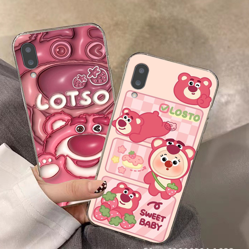 Ốp lưng vsmart Star in hình gấu dâu thịnh hành nhất