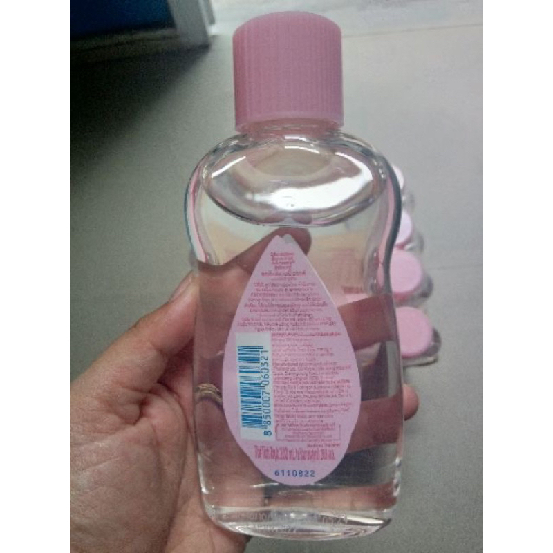 Dầu Massage và Dưỡng ẩm Johnson's Baby Oil 200ml