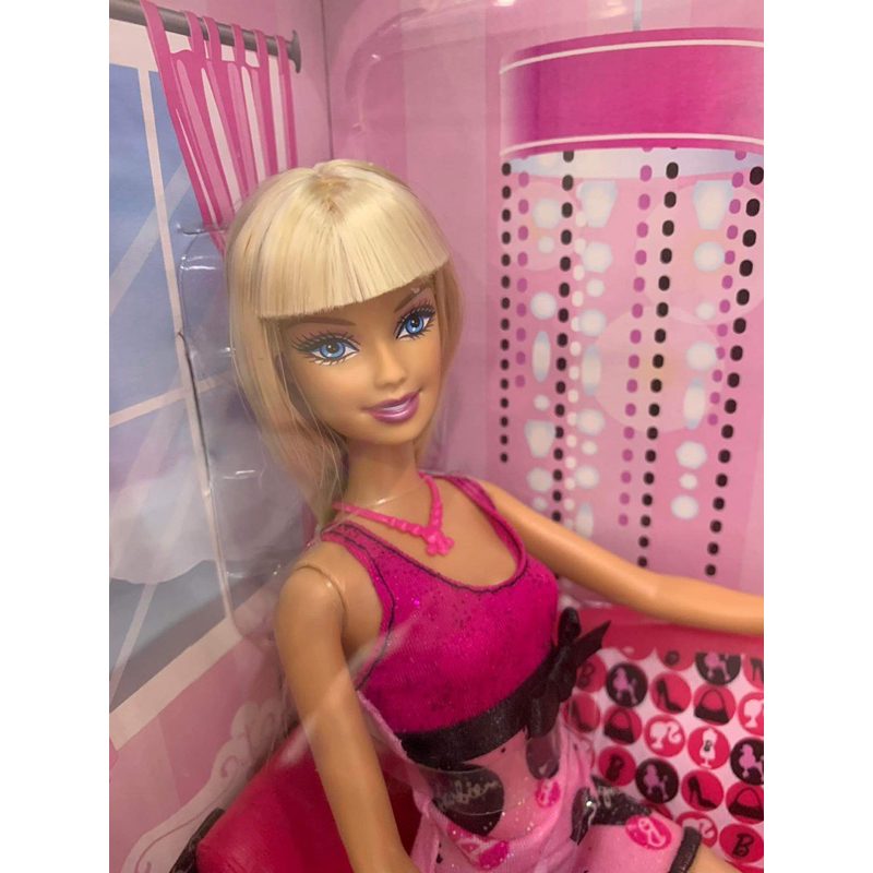 Búp bê Barbie