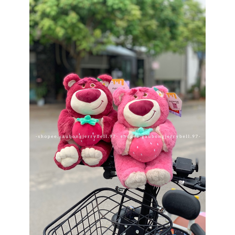Gấu bông thơm dâu tây Lotso ToyStory3 Disney ôm trái dâu chính hãng Potdemiel 2022 cao cấp hàng loại 1