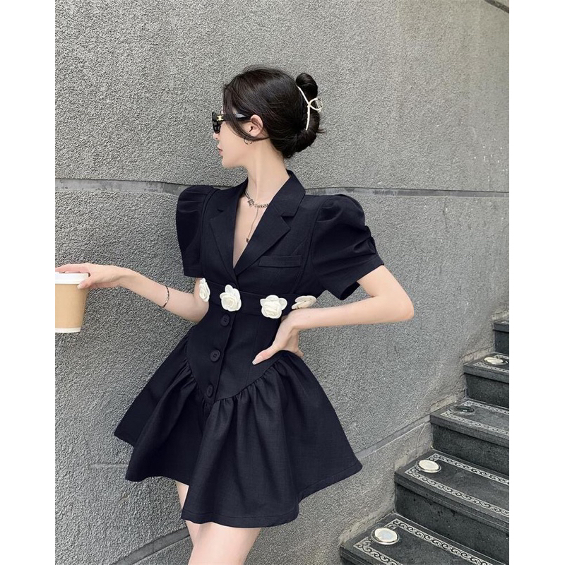 Đầm nữ thiết kế tay phồng chiết eo