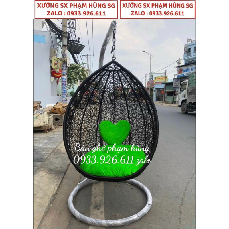 Xích đu hình giọt nước màu đen cực đẹp có sẵn, Xích đu để ban công thanh lý kèm nệm