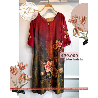 Đầm đính đá sang trọng
