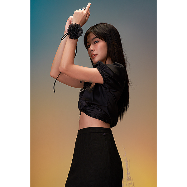 ARISE05 – Chân váy đen dáng dài cut eo