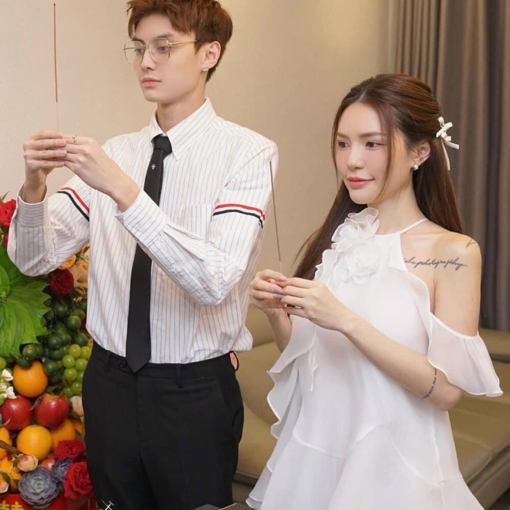 Đầm yếm có hoa chất lenin cao cấp