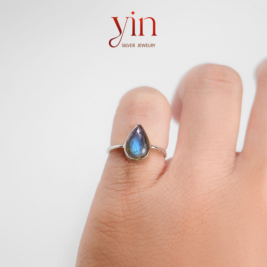 Nhẫn bạc nữ 950 - Oval Drop Tear đá Hắc Nguyệt Quang Thiên Nhiên - Yin Silver Jewelry