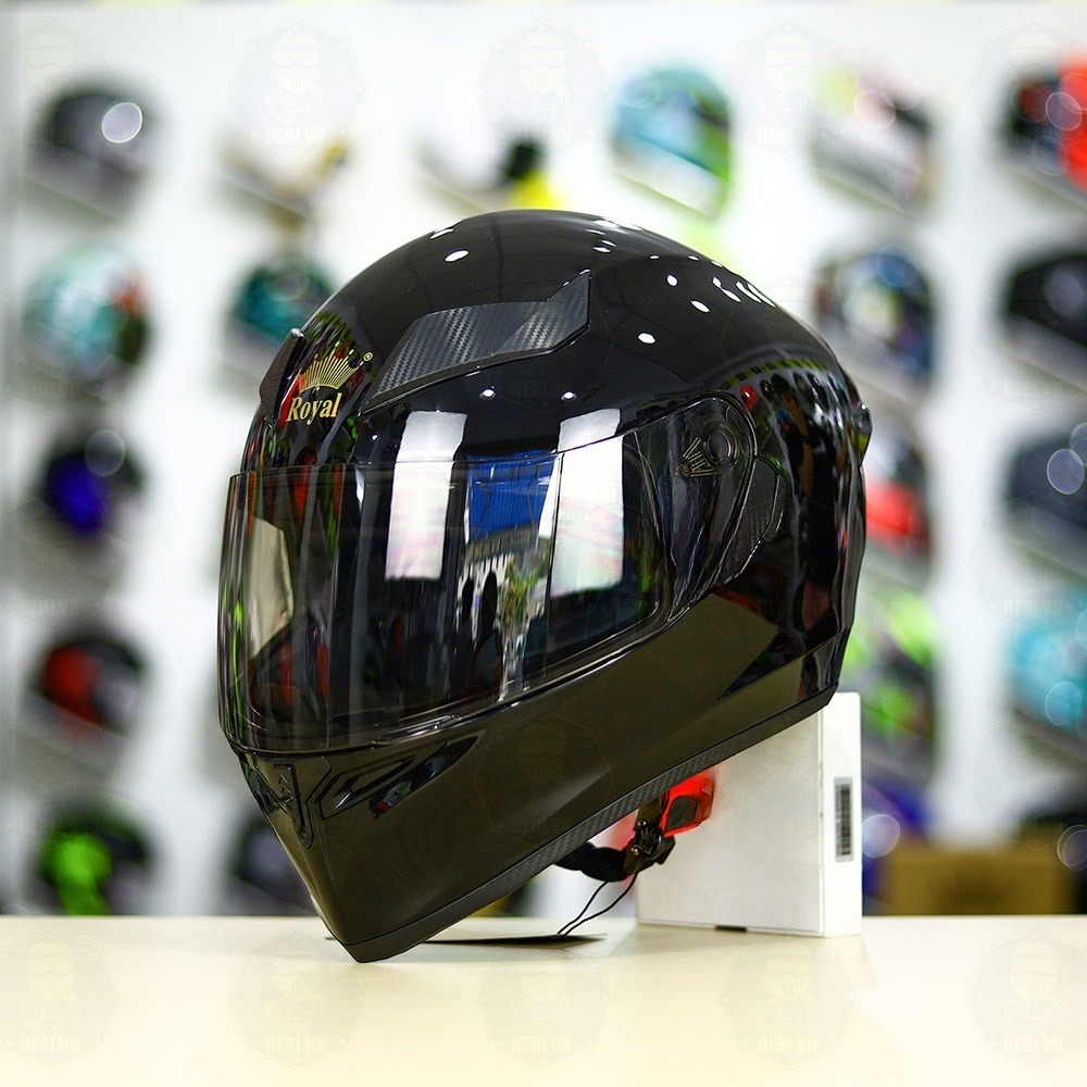 Mũ bảo hiểm fullface đen bóng thương hiệu Royal M138B - Hàng chính hãng