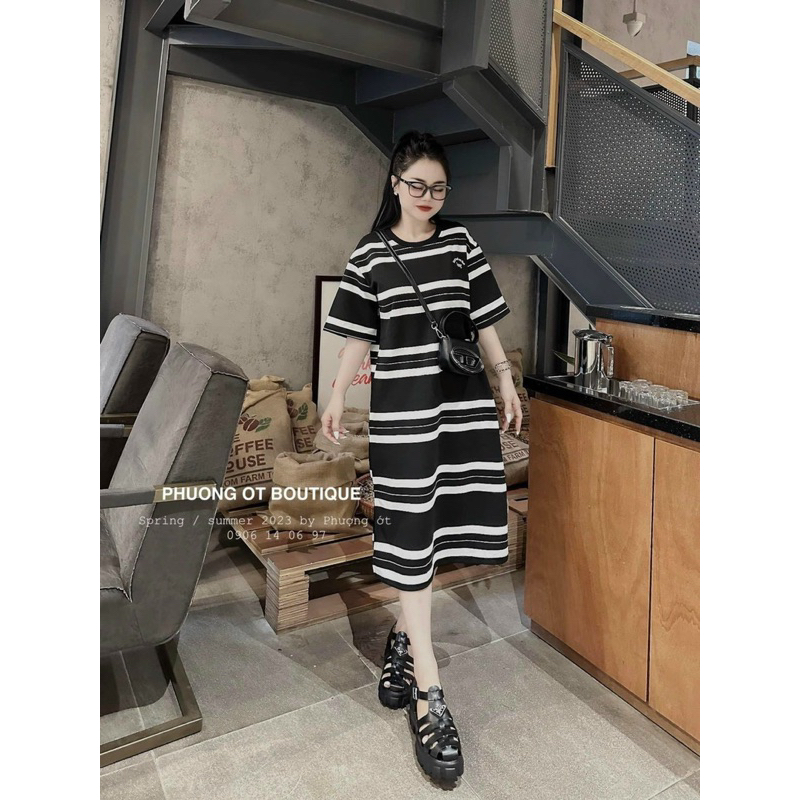 Đầm Suông Kẻ Ngang Phom Rộng Mã QT032