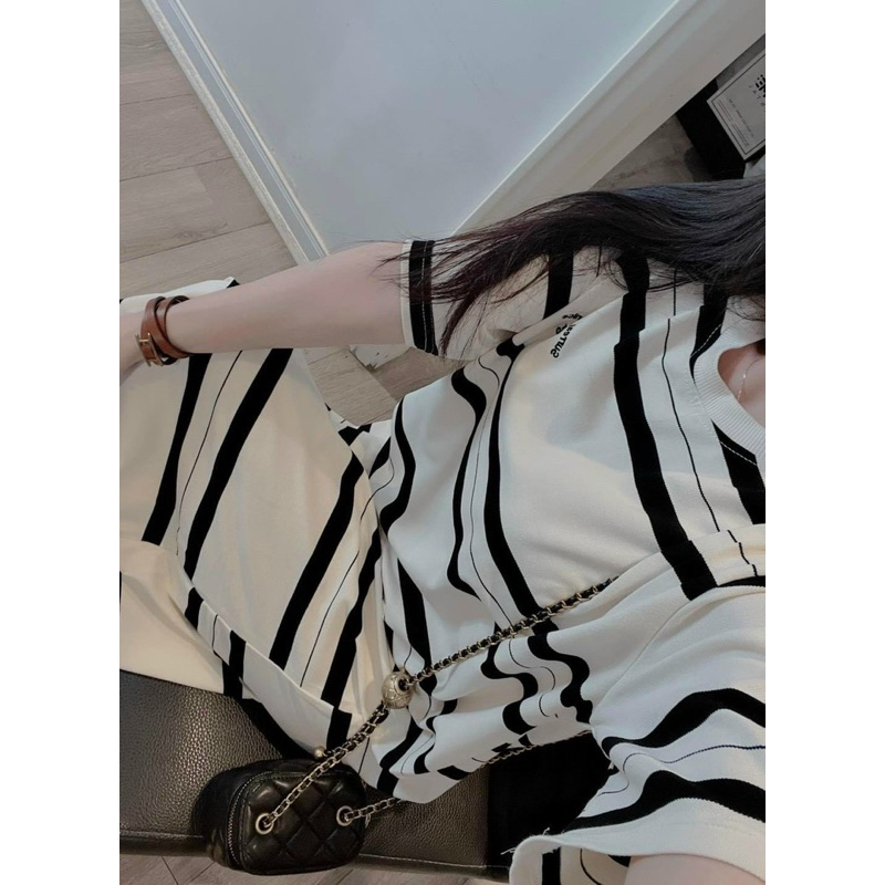 Đầm Suông Kẻ Ngang Phom Rộng Mã QT032