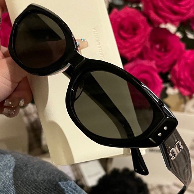 Kính Hiệu Mèo Xếch Nhỏ GM Rococo Hot Unisex