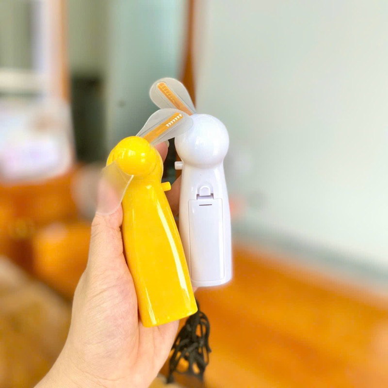 Quạt Pin I LOVE YOU  Phù Hợp Làm Quà Tặng