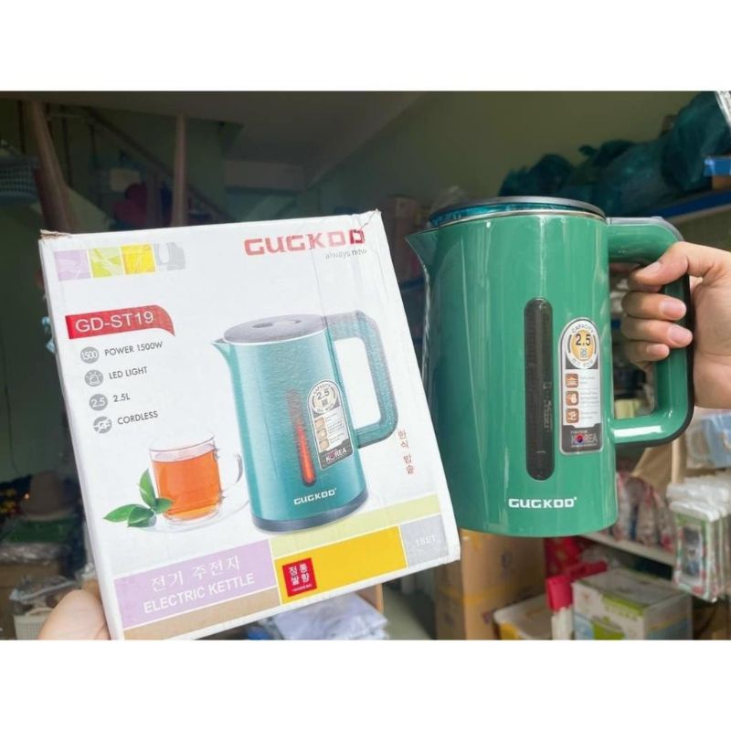 Ấm siêu tốc 2 lớp loại  2,5 L CÔNG SUẤT 1500W