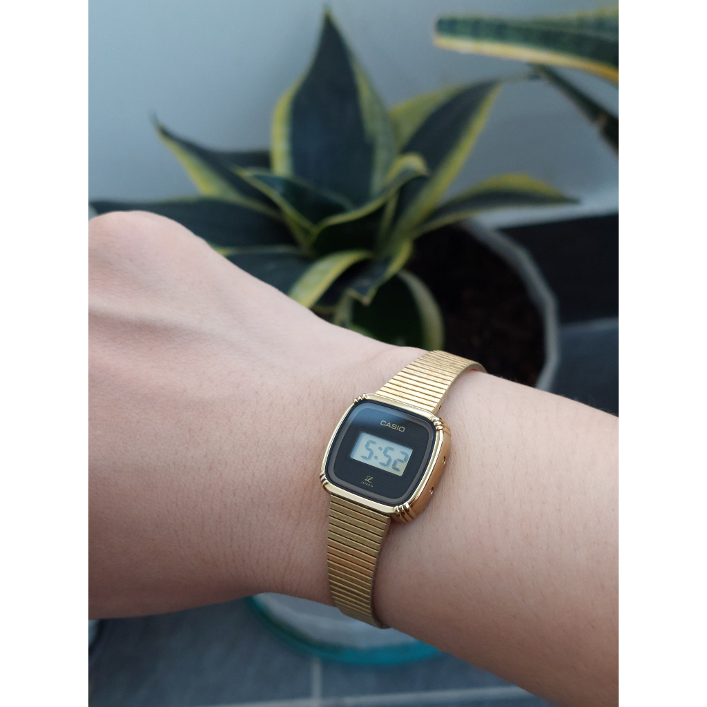 Đồng hồ nữ Casio .211G chạy pin hàng Si