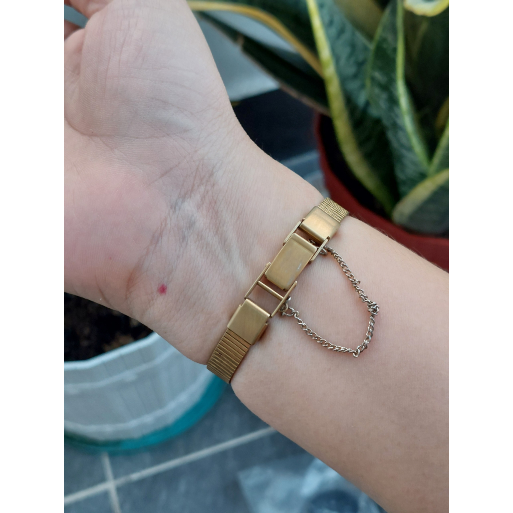 Đồng hồ nữ Casio .211G chạy pin hàng Si