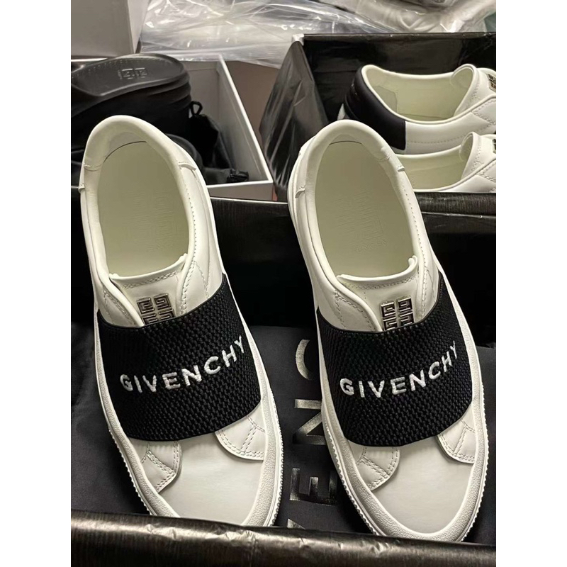 Giầy thể thao give