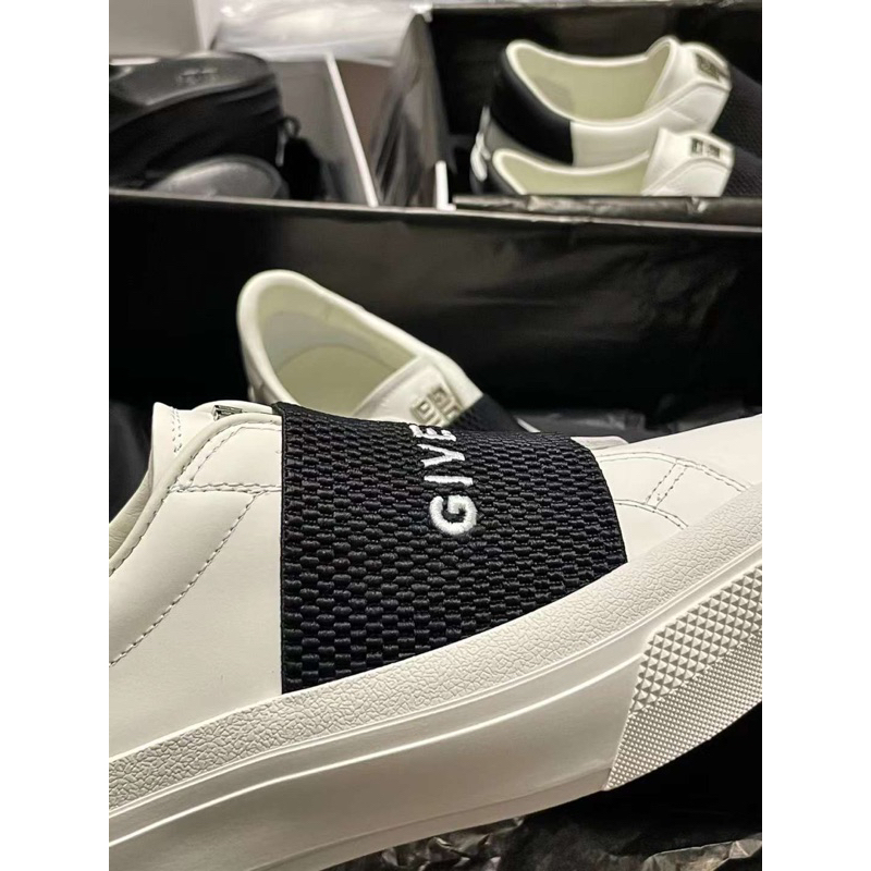 Giầy thể thao give