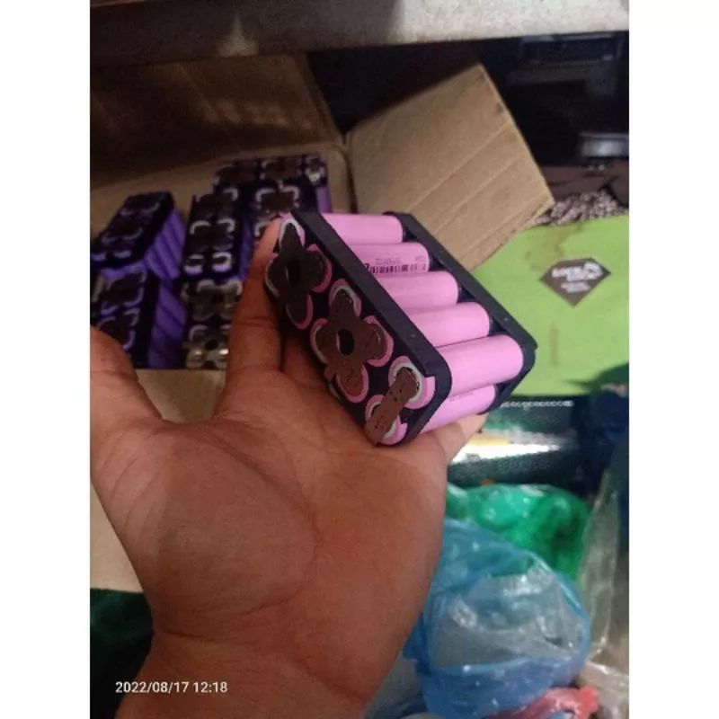 Nhanh Nhanh   khối pin 5S-2P  như hình hàng lưu kho