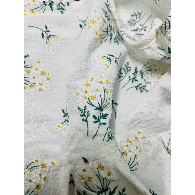 Áo babydoll hoa nhí, nơ sau tay bồng