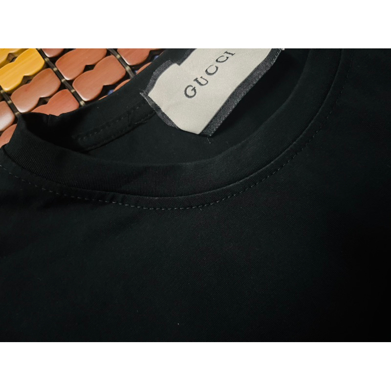 Áo gucci - Phông Gucci Đen, Logo Trắng Size M