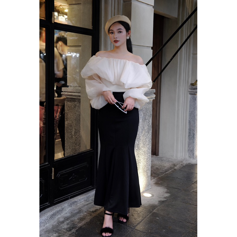 Set áo tơ bồng trễ vai kèm chân váy đuôi cá tiểu thư