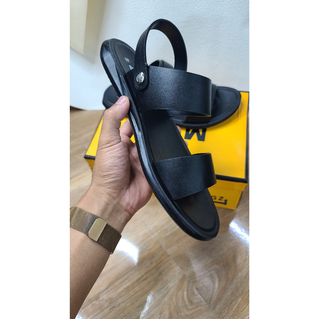 sandal da quai hậu cao cấp, đế bằng cao su non đi êm và bền ạ