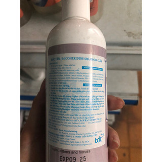 DẦU TẮM ĐẶC TRỊ NẤM DAVIS MICOHEXIDINE SHAMPOO