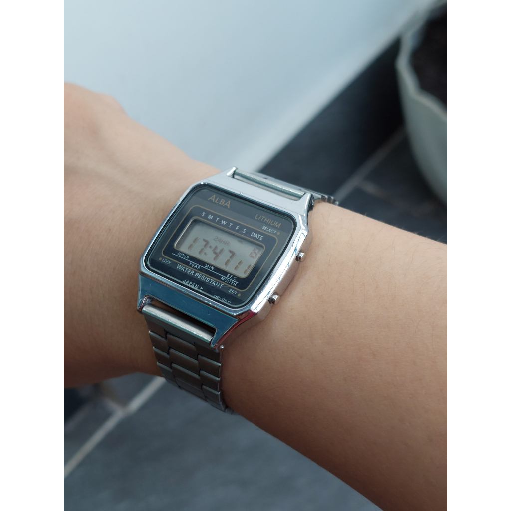 Đồng hồ nam Alba điện tử mặt đen chạy pin hàng Si