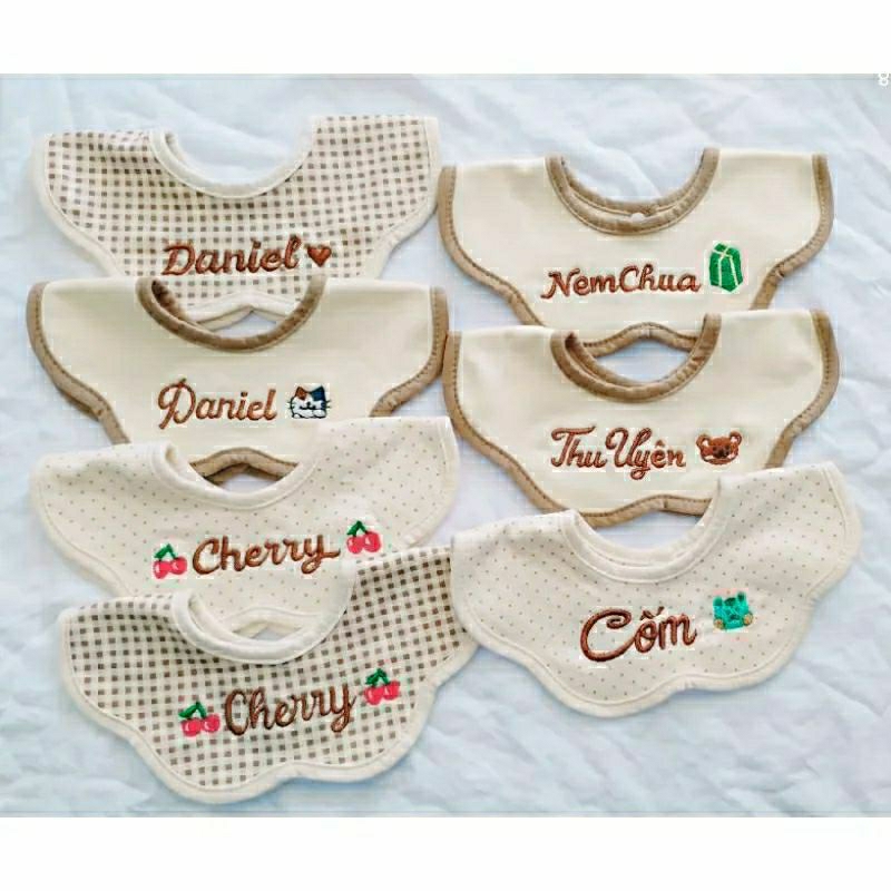 Yếm bé trai bé gái thêu tên theo yêu cầu, inbox chọn icon hình hoặc theo hình của khách.