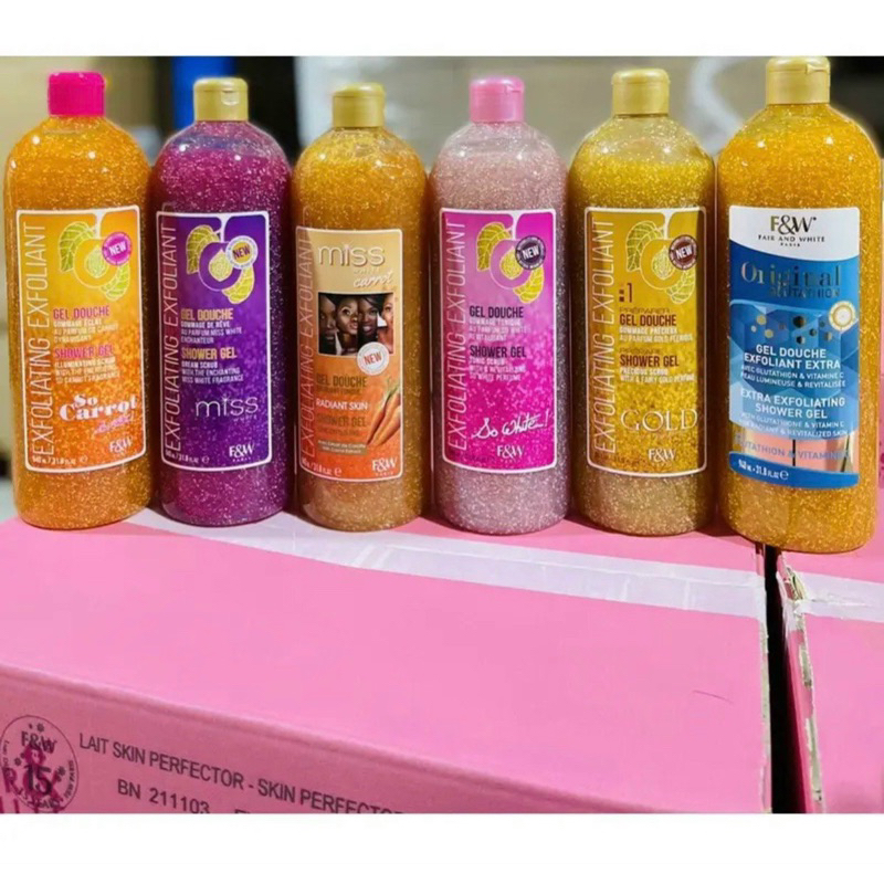 Sữa tắm tẩy tế bào chết bổ sung với Glutathione & Vitamin C