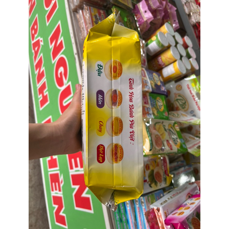 Bánh pía chay Đất Phương Nam, hộp 4 cái