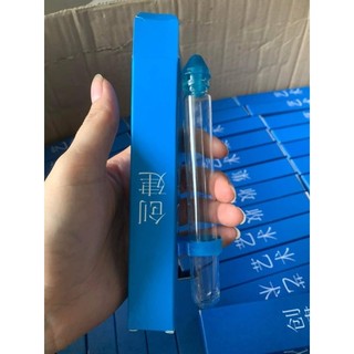 cóng thủy tinh tàu uống nước