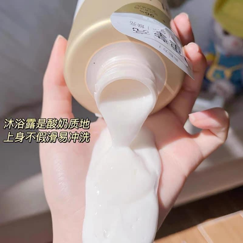 Sữa tắm siêu trắng da OLAY B3+ whitening chống lão hóa 500ml