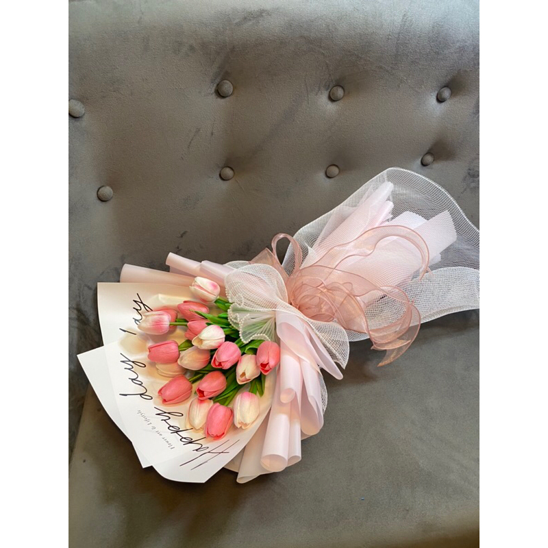 BÓ HOA TULIP MIX 17 BÔNG