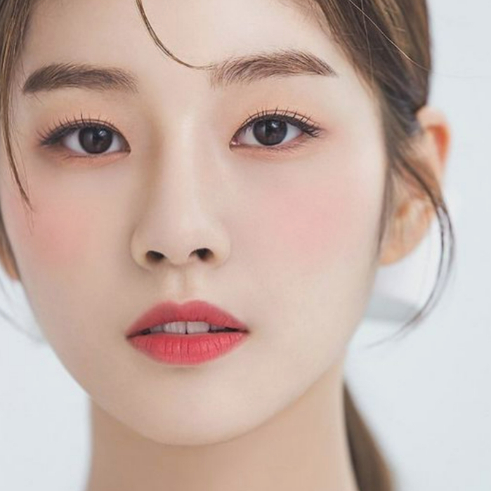 Kem Dưỡng Trắng Da Chiết Xuất Hạt Ý Dĩ Hatomugi Milky Cream