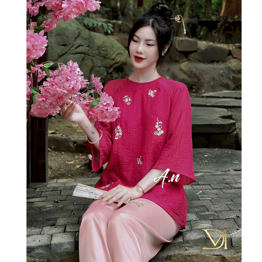 Set đồ nữ sang chảnh voan lụa áo cổ tròn tay lỡ thêu hoa phối quần dài ống suông rộng thiết kế đi chùa đi lễ pháp phục