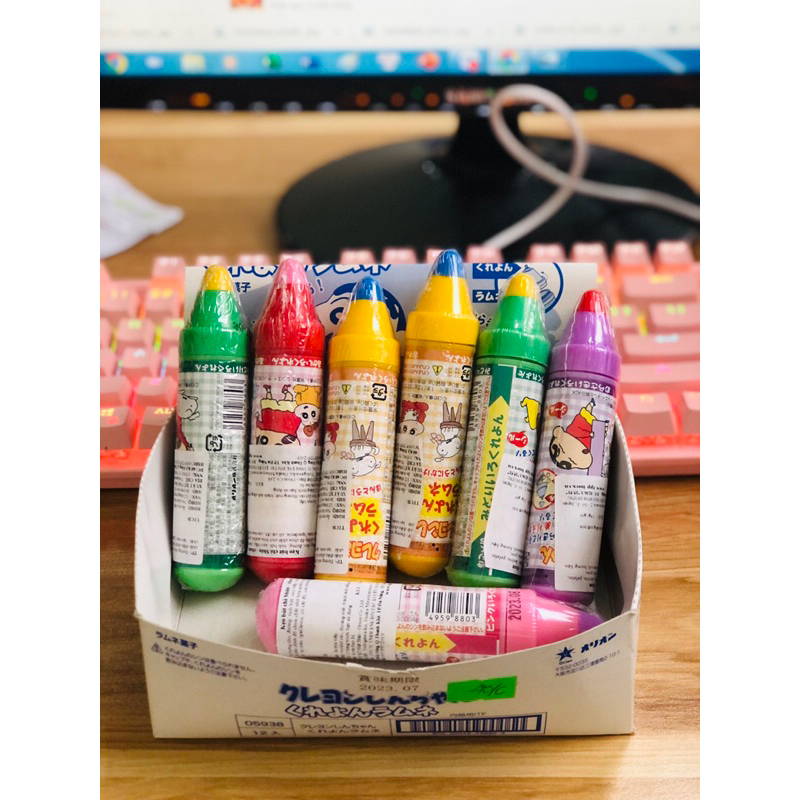 ￼Kẹo Shin bút chì Nhật Bản bé cực thích