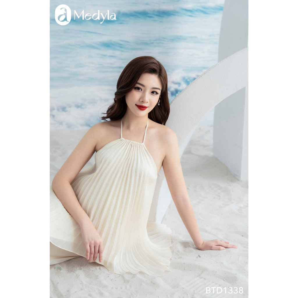 MEDYLA - Bộ bầu đi chơi dáng cổ yếm dập ly cho bầu mặc đi du lịch, đi biển cực xinh - BTD1338