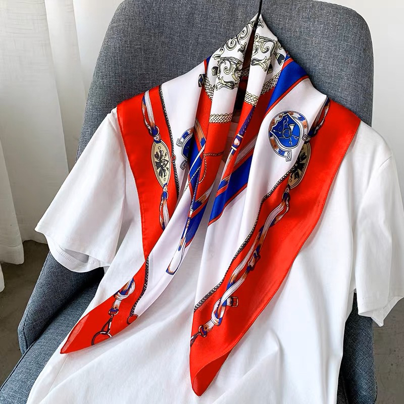 Khăn turban lụa vuông quấn áo size 70x70cm Khăn bandana quấn áo