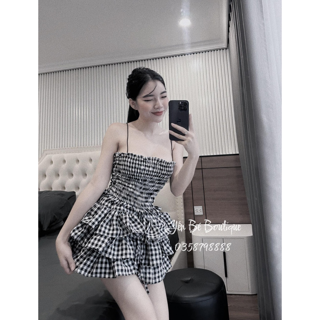 Set kẻ quây chạy chun 2 dây xốp chân váy 3 tầng kèm quần trong