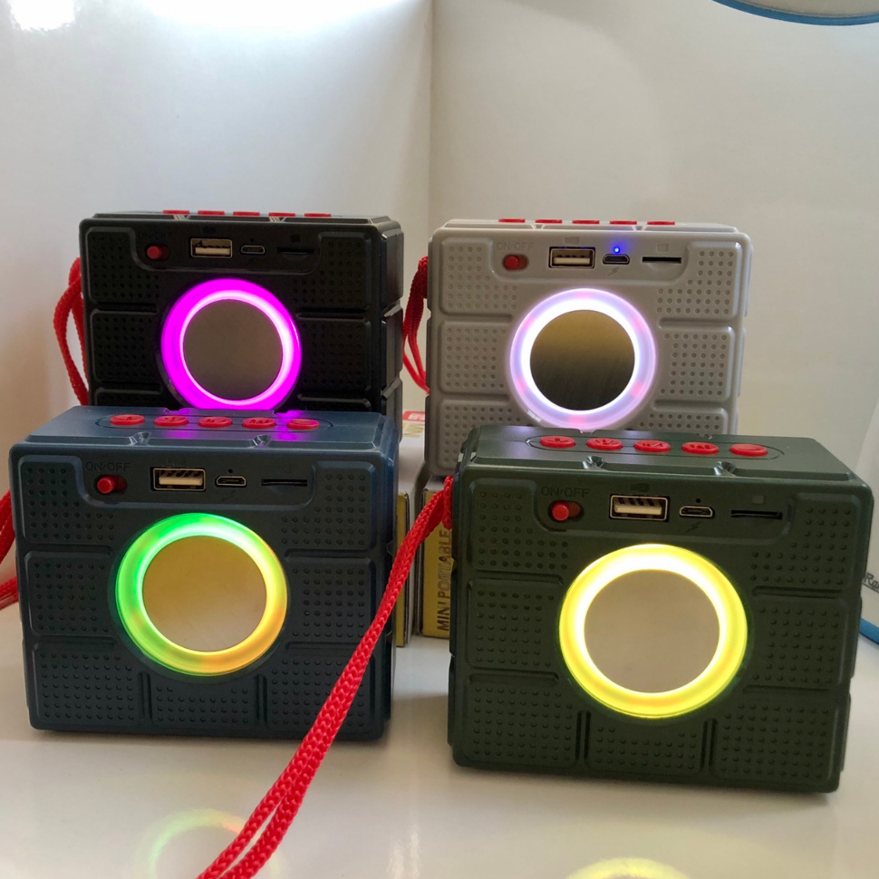 Loa bluetooth T&G - loa bluetooth mini thay đổi kiểu đèn,âm trong pin bền, thiết kế chắc chắn