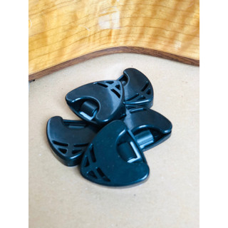 🔴 HỘP ĐỰNG PICK DÁN THÙNG ĐÀN GUITAR.