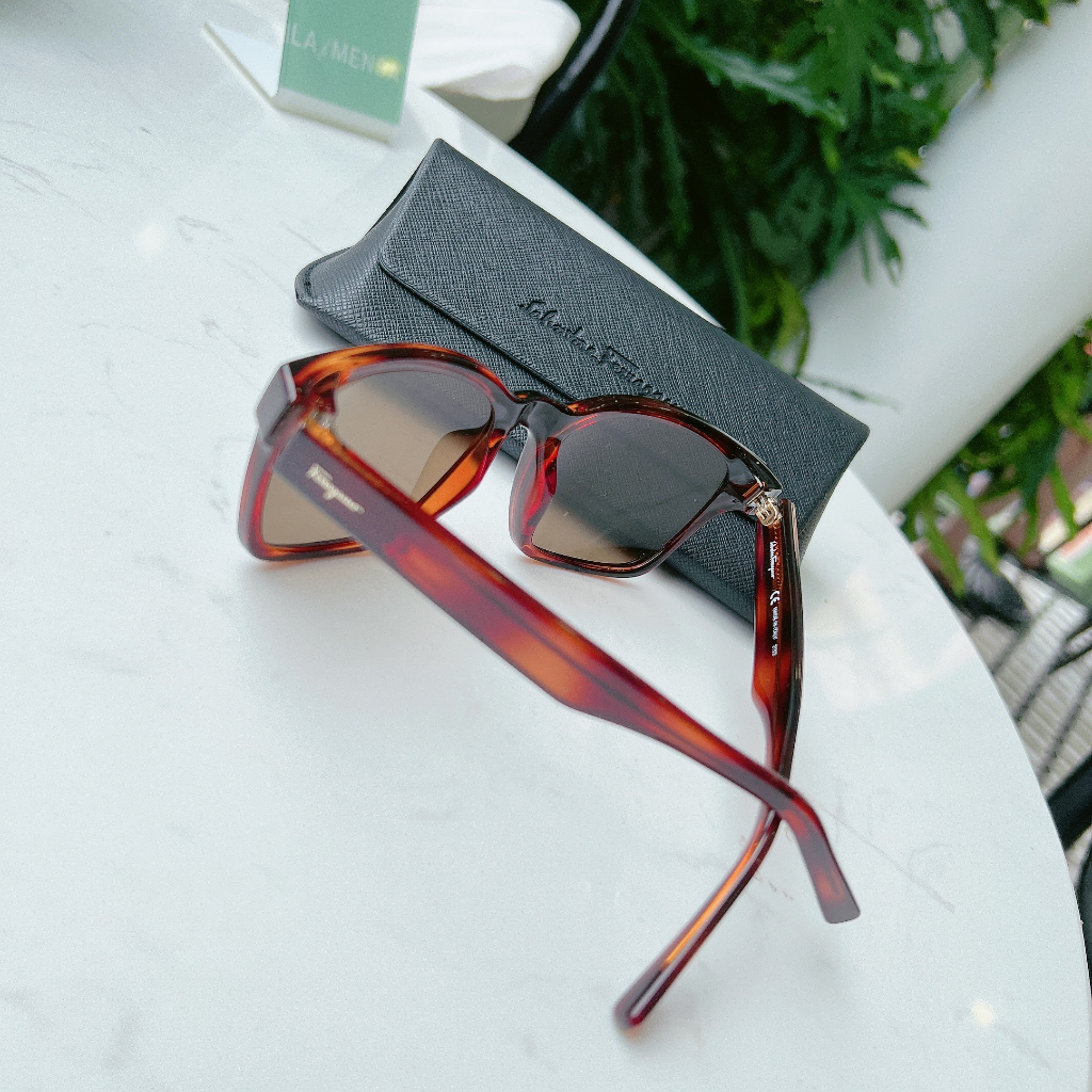 Kính mát Salvatore Ferragamore SF959S Tortoise màu Havana