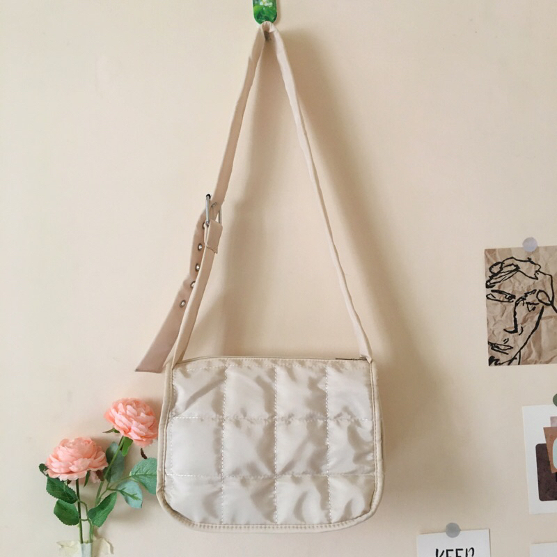 Túi xách đeo chéo vải nylon chân bông phao phong cách unisex có kéo khoá, có ảnh thật